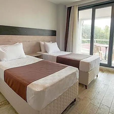 Deniz Istanbul 3*