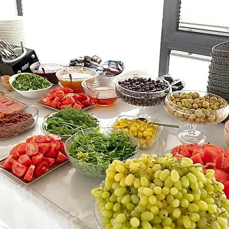 Deniz Istanbul 3*